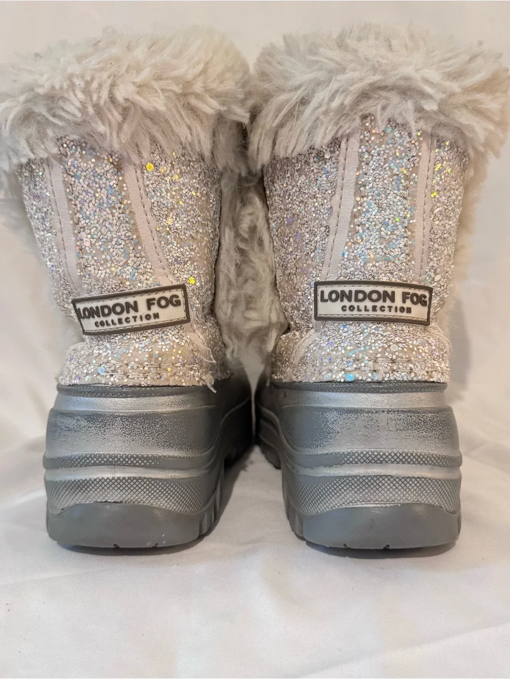 London Fog Girls ICELYN JR Boot Size 10M white Sparkles Glitter Rain Snow Boot